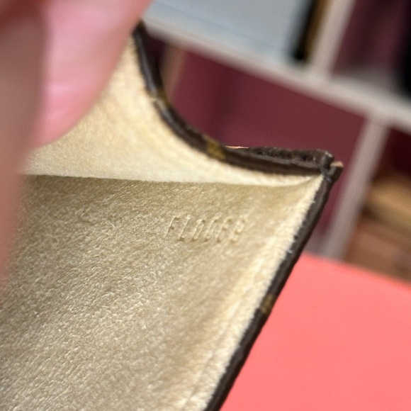 Louis Vuitton Pochette Florentine Belt Bag M - Picture 10 of 15